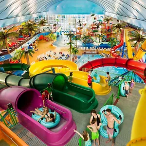 Skyline & Waterpark ホテル