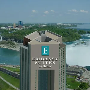 4* Отель Embassy By Hilton Falls/ Fallsview